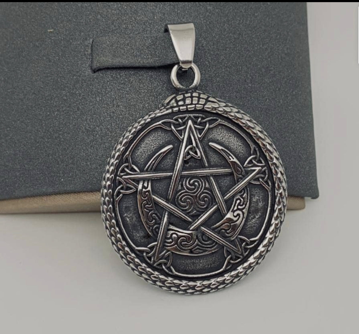 Tree of Life Pentacle Pendant With Wolves