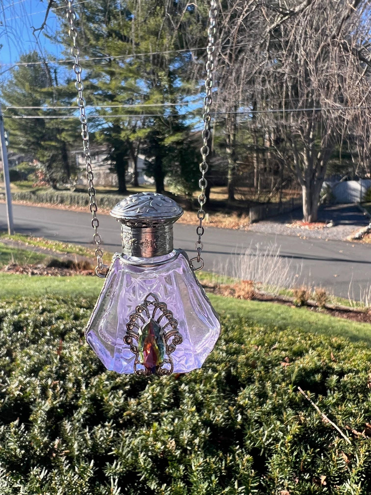 PURPLE/Decorative Jeweled Glass Perfume Bottle Necklace
