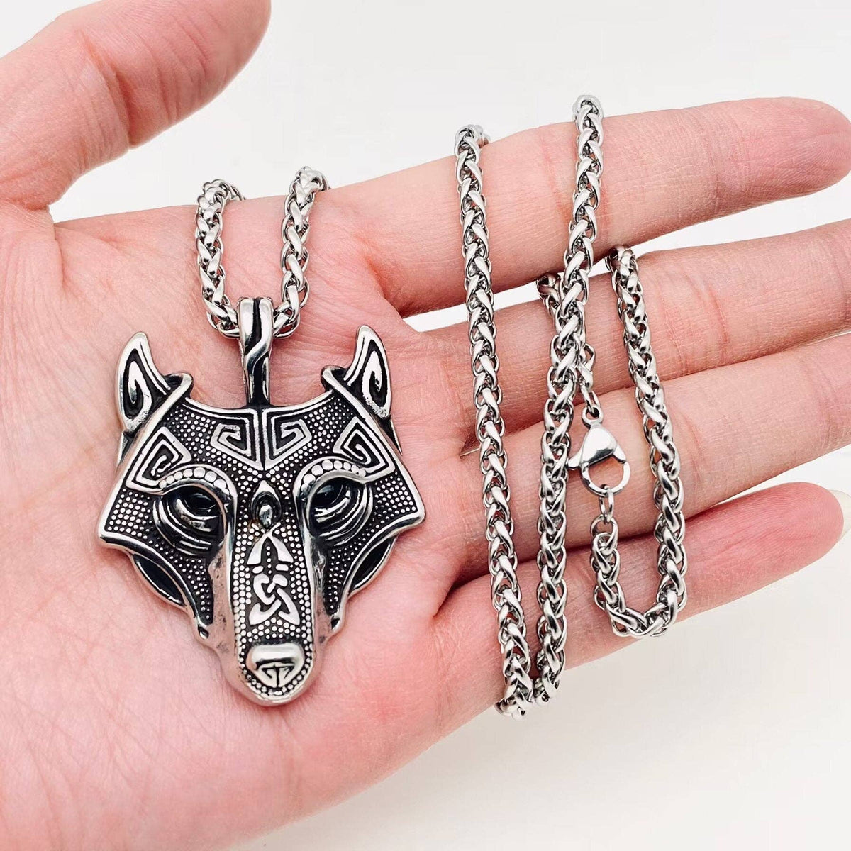 Viking Celtic Wolf Head Amulet Necklace