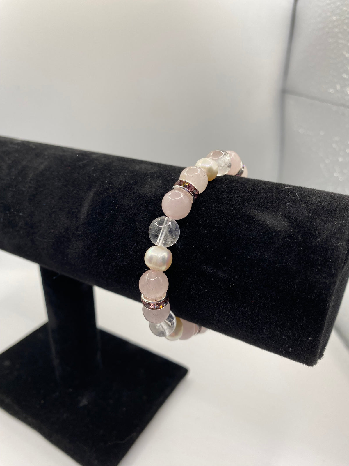 Rose Quartz & Pearl Bead Bracelet – Love, Balance & Inner Wisdom